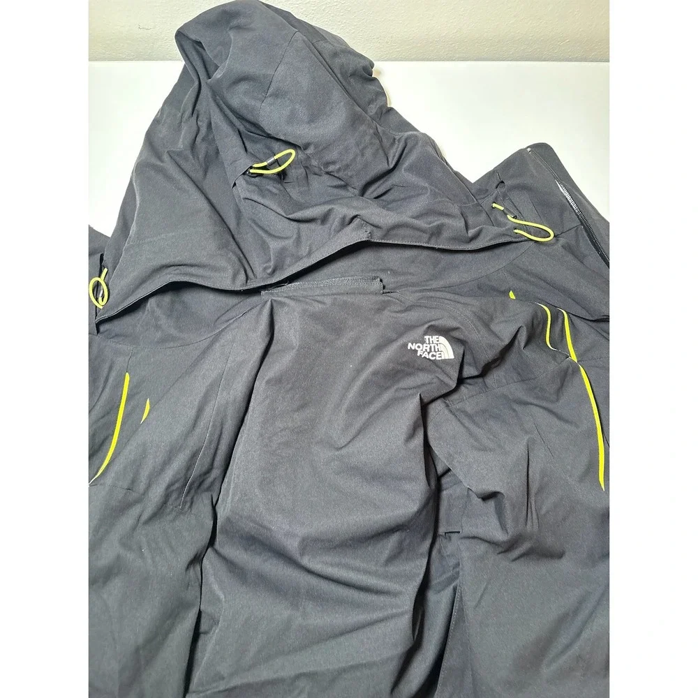 The North Face Recco Avalanche Recco System Ski Jacket | Black/Yellow | Large